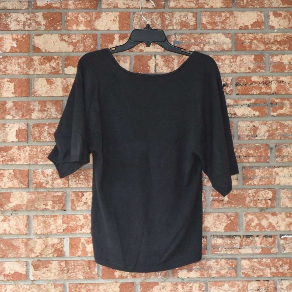 Love Lola Gray Sweater NWT - Picture 2 of 3